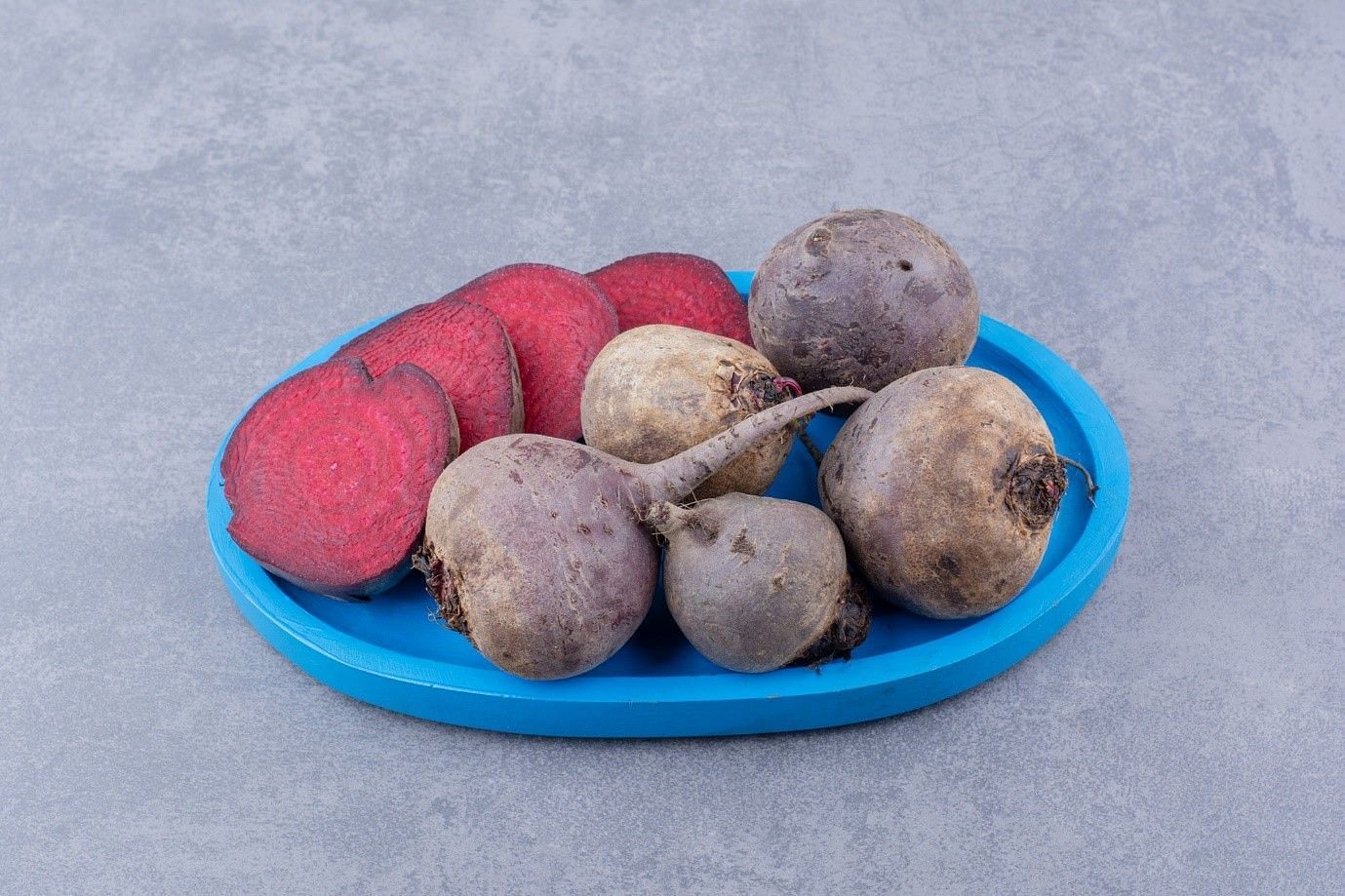 Beetroots are good for blood production but they are rich in oxalates (Image by Azerbaijan_stockers on Freepik)